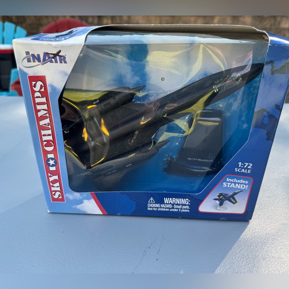 Sky Champs Black Model Jet with Stand